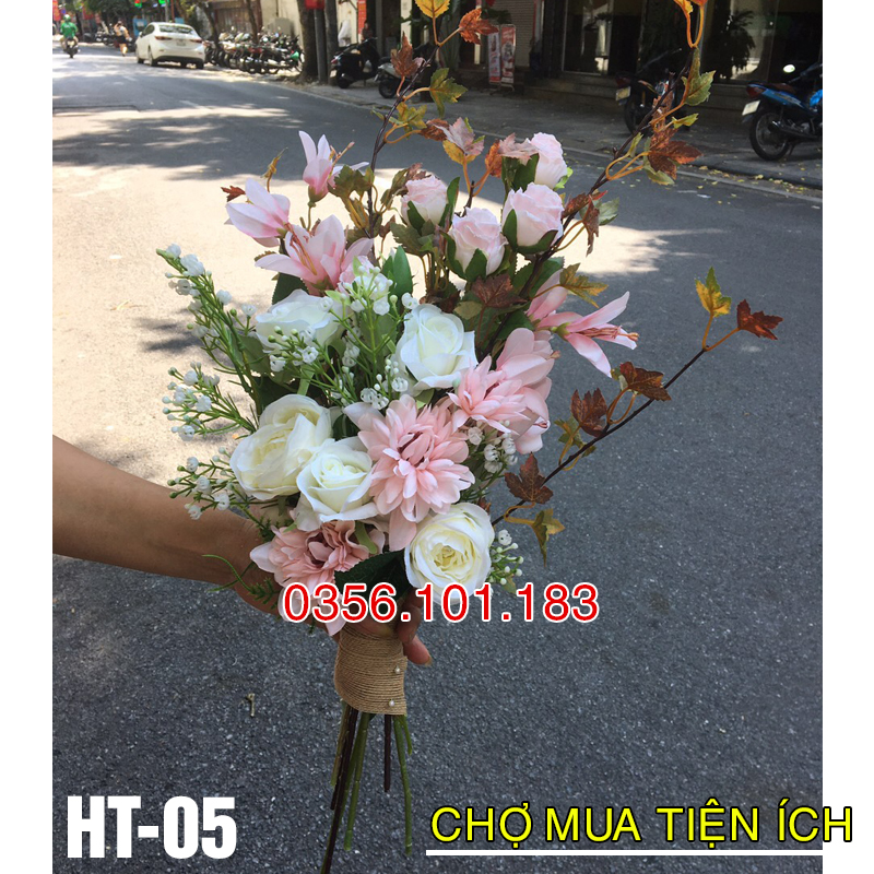 Hoa cầm tay cô dâu bằng lụa HT-05