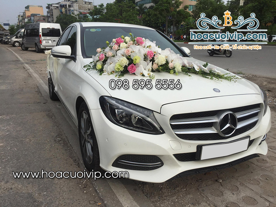 Thuê xe cưới mercedes C250 2017 màu trắng